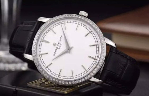 江诗丹顿手表表壳有划痕处理技巧(图) 江诗丹顿手表表壳有划痕处理技巧(图)