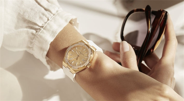 江诗丹顿手表表盘有划痕解决技巧是什么(图) 江诗丹顿手表表盘有划痕解决技巧是什么(图)