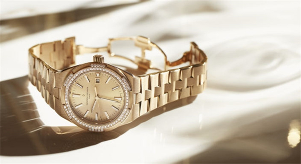 江诗丹顿腕表机芯里面有划痕处理技巧(图) 江诗丹顿腕表机芯里面有划痕处理技巧(图)