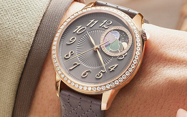 江诗丹顿手表机芯生锈了处理方法深度解析（图）