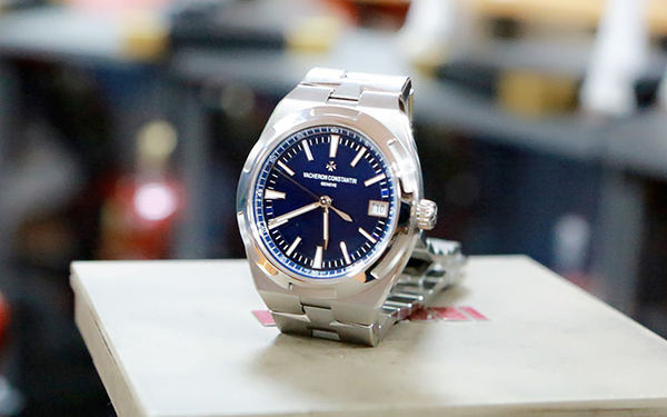 江诗丹顿手表表针不走了解决方法是什么(图) 江诗丹顿手表表针不走了解决方法是什么(图)